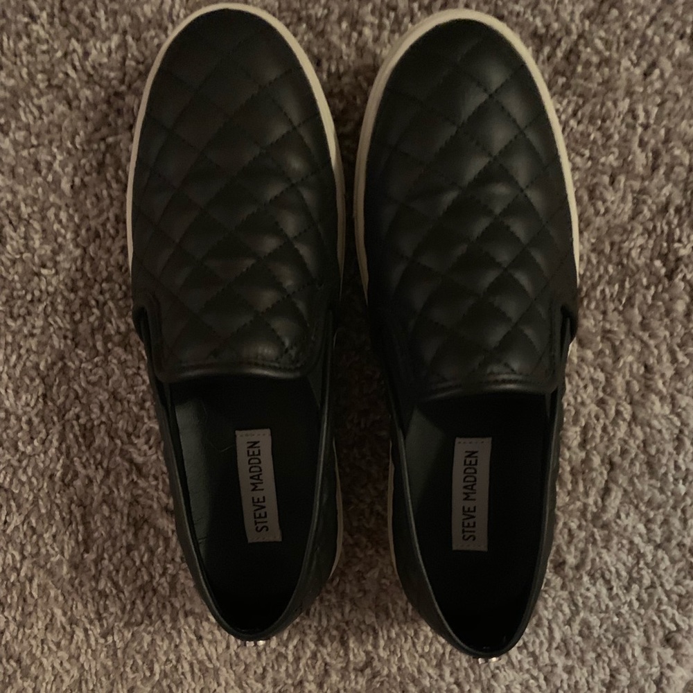 Steve Madden Slip Ons